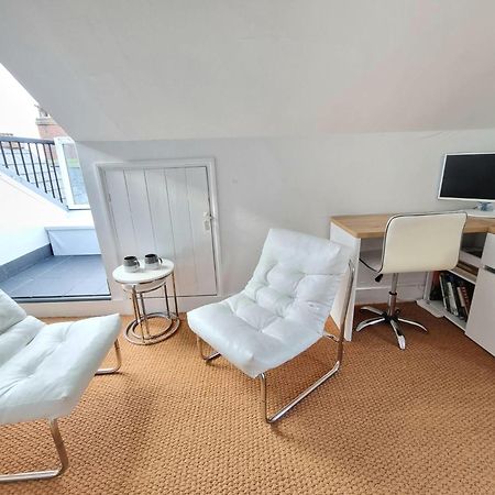 West Hill Retreat Seaview Balcony Chic Loft Studio & Free Parking Hastings Zewnętrze zdjęcie