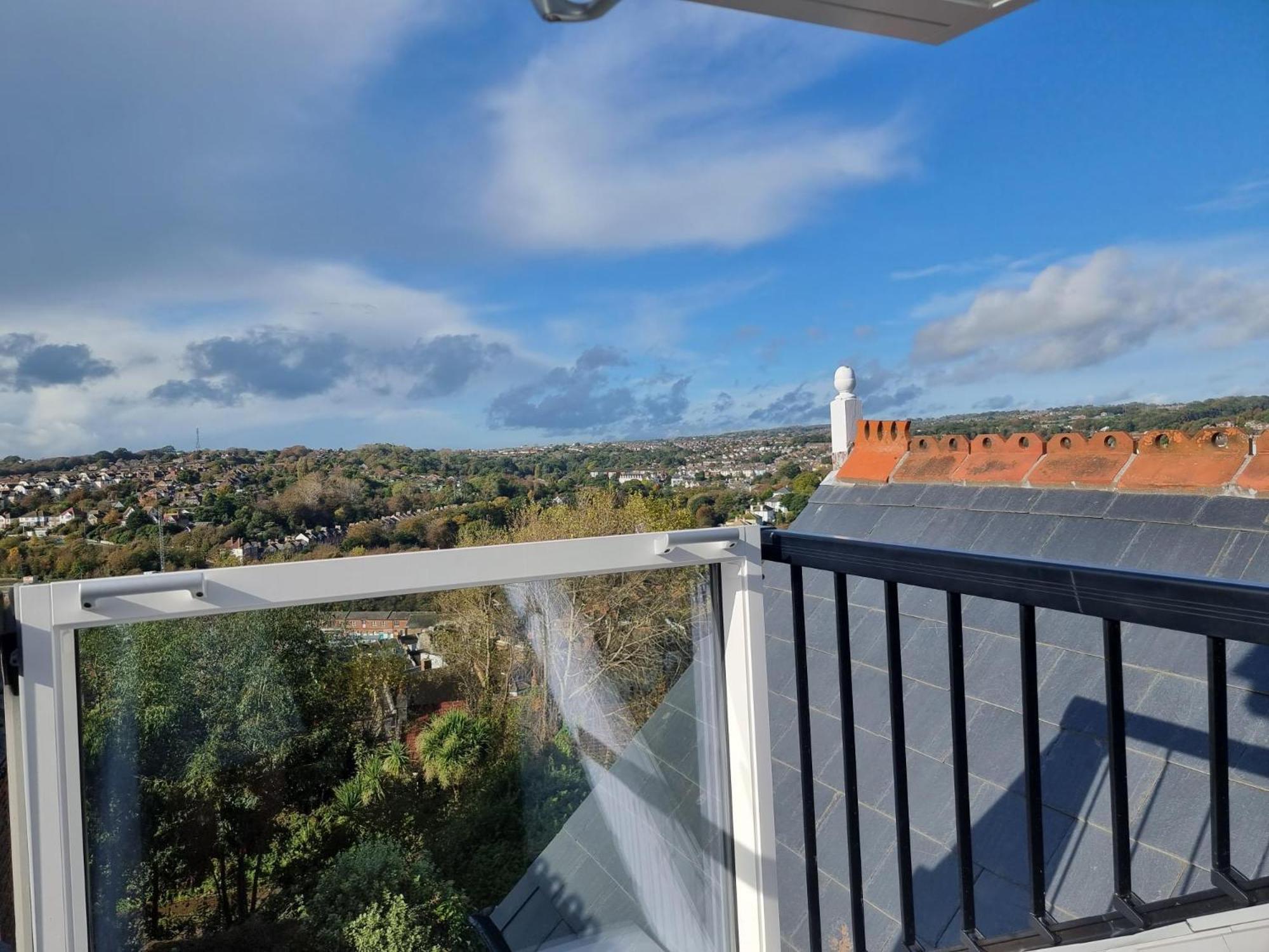 West Hill Retreat Seaview Balcony Chic Loft Studio & Free Parking Hastings Zewnętrze zdjęcie